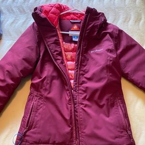 Columbia ski jacket size Xs maroon